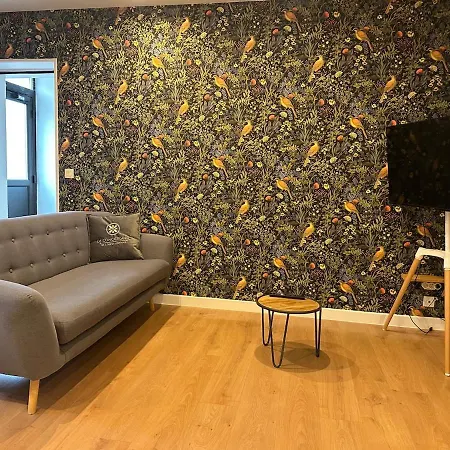 Beautiful Refurbished Daire Brindas